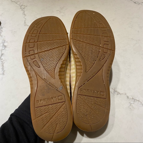 Gold and tan Sperry Top Slider - Picture 4 of 4